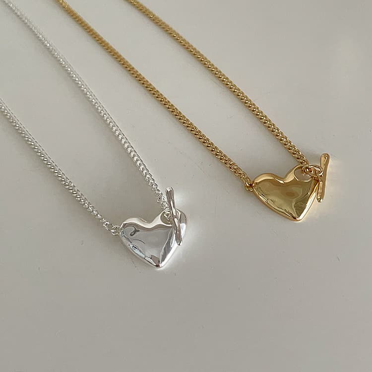 ペア アクセサリー ハート型ペアネックレス 金色銀色セット 上品チェーン