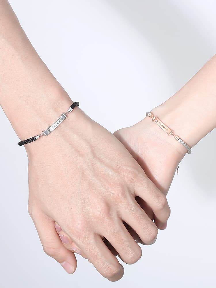 ペア アクセサリー愛のメッセージ刻印入りバングル ペアブレスレット 