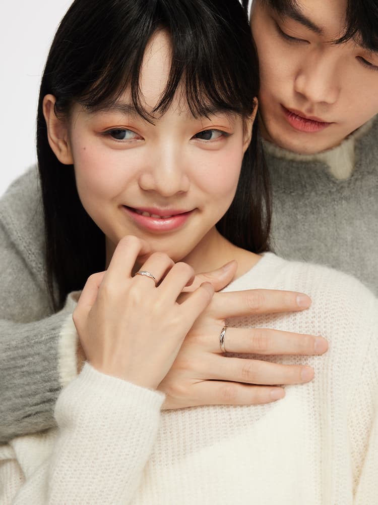 ペア アクセサリー 羽と波紋が織りなす銀製ペア指輪セット