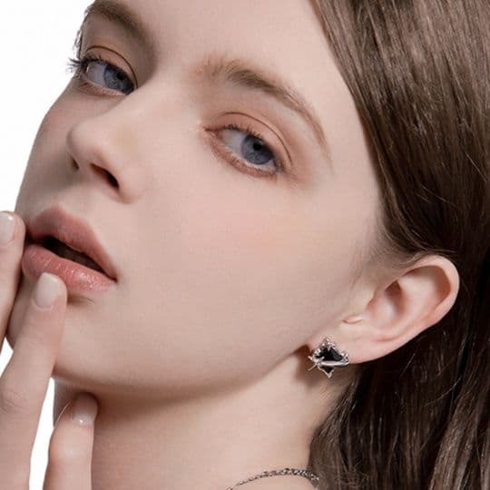 ペア アクセサリー ピアス 宝石の輝き