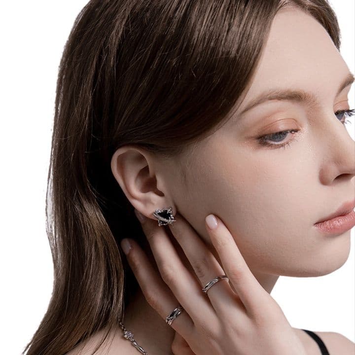 ペア アクセサリー ピアス 宝石の輝き
