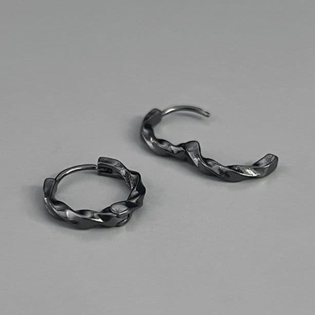 ペア アクセサリー ピアス ねじれ輪フープ