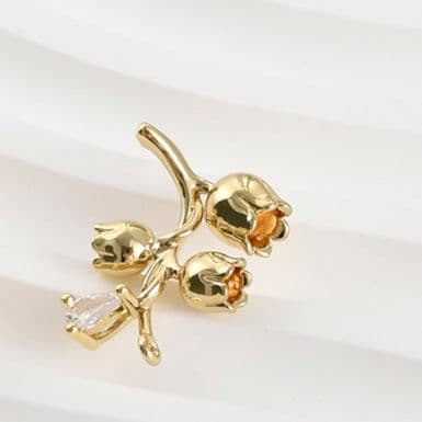 ペア アクセサリー ピアス 小枝に咲く花
