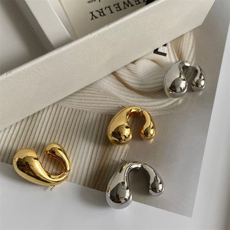 金属アレルギー対応 雫型 ピアス ペア アクセサリー